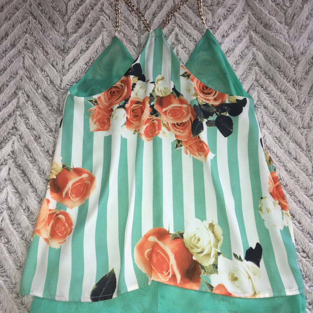 Floral tank top size S